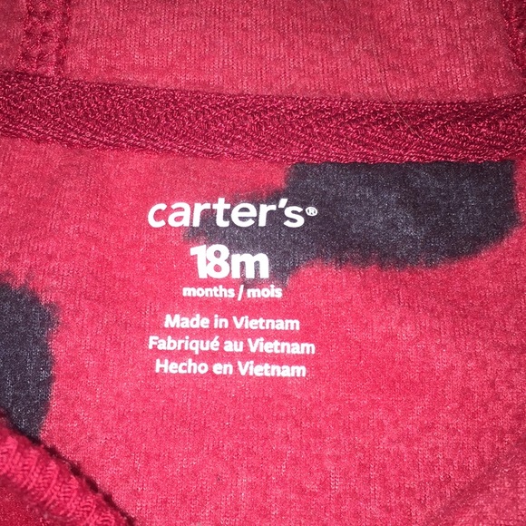 Carter’s onesie - Picture 2 of 2